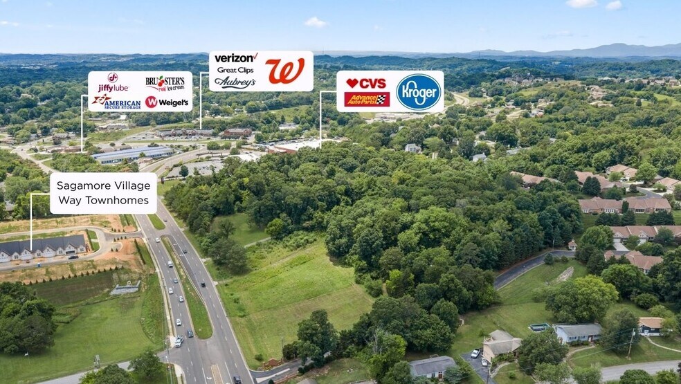 9091 Middlebrook Pike, Knoxville, TN à vendre - Photo du bâtiment - Image 2 de 4