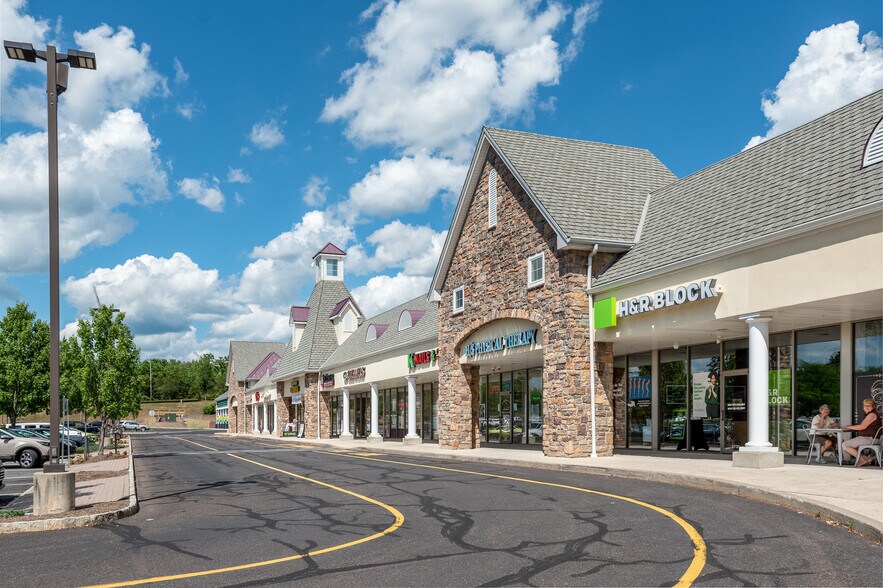 2700-2870 Shelly Rd, Harleysville, PA à louer - Photo du bâtiment - Image 3 de 9