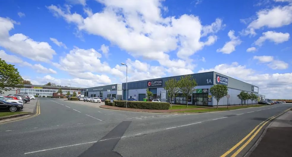 Aintree, Liverpool for lease - Building Photo - Image 3 of 6