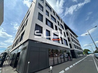 More details for Boulevard Ambroise Croizat, Vénissieux - Office for Lease