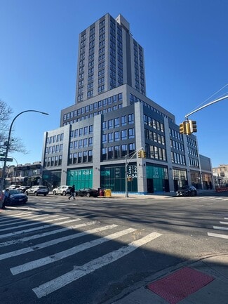 More details for 815 Kings Hwy, Brooklyn, NY - Office, Retail for Lease