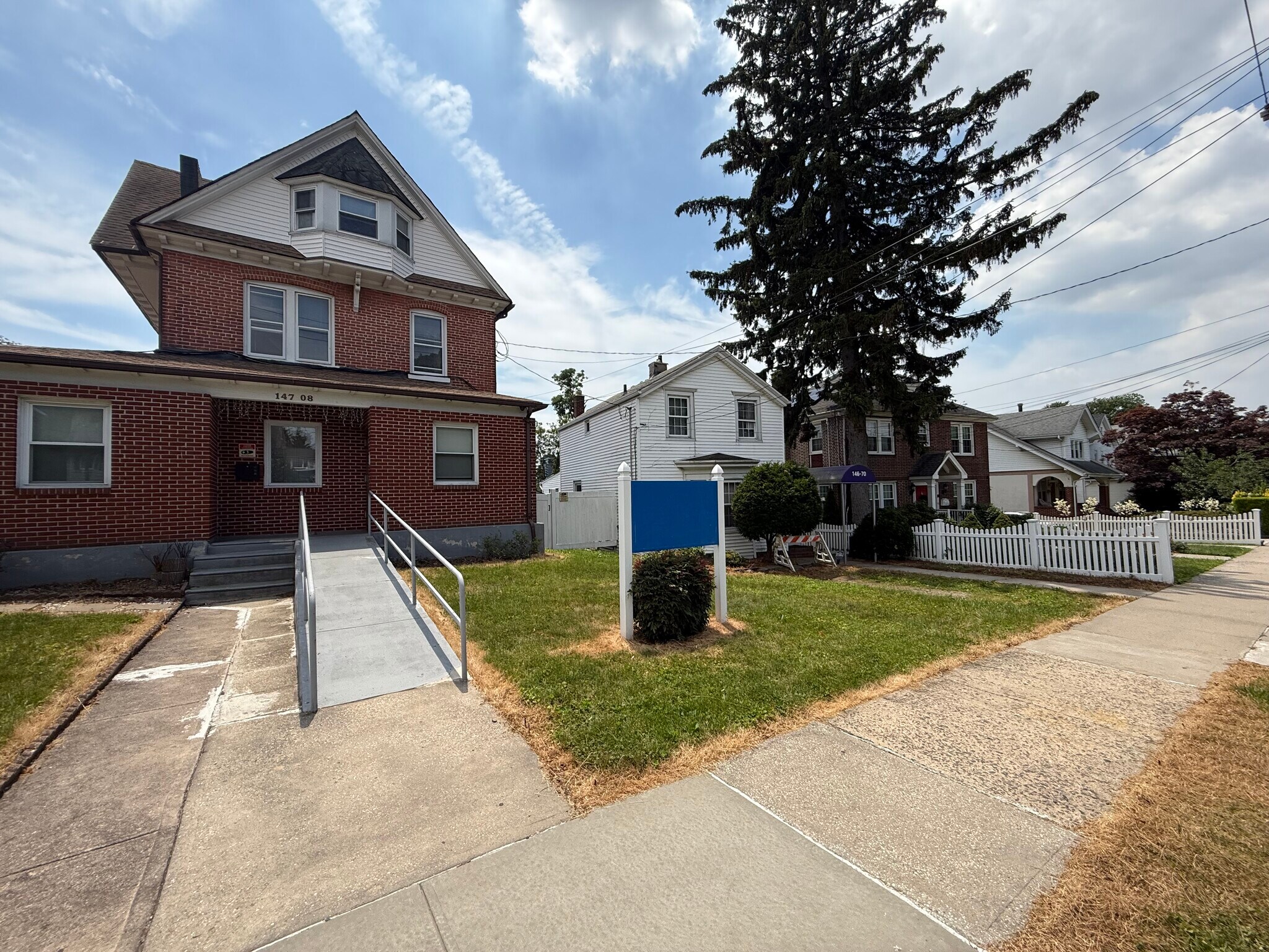 Spécialité dans Flushing, NY à vendre Photo du bâtiment- Image 1 de 1