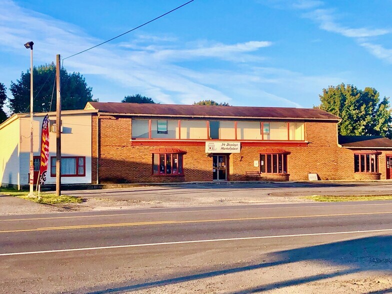 3650 Lincoln Way E, Fayetteville, PA à vendre - Photo du bâtiment - Image 3 de 8