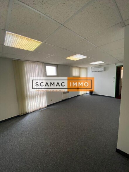 Office in Alfortville for lease - Interior Photo - Image 2 of 6