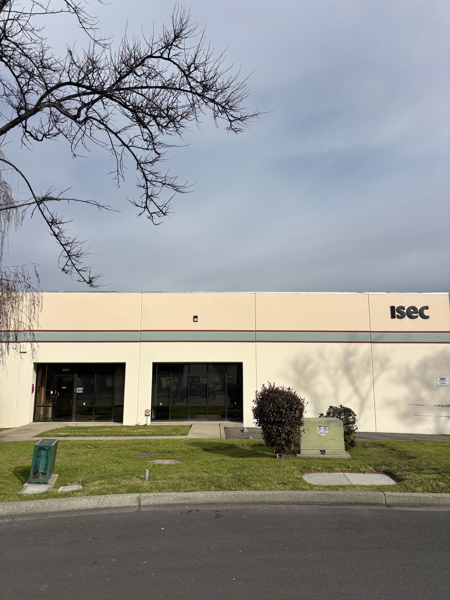 2301-2303 Tripaldi Way, Hayward, CA for lease Building Photo- Image 1 of 19