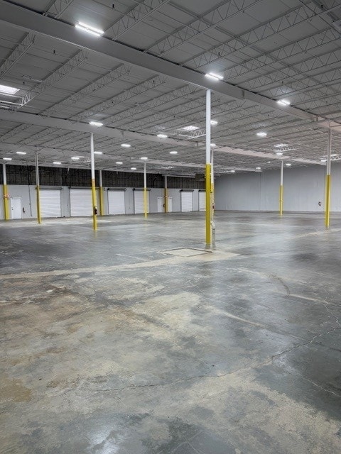 2081 Kilman Dr, Tucker, GA for lease Interior Photo- Image 1 of 5