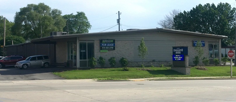 10205 W Greenfield Ave, West Allis, WI for sale Primary Photo- Image 1 of 1