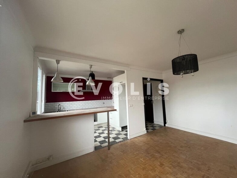 Office in Palaiseau for lease - Interior Photo - Image 3 of 6