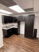 3301-3309 Vincent Rd, Pleasant Hill, CA for lease Interior Photo- Image 2 of 4