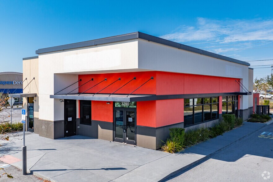 3290 Word Way, New Port Richey, FL for lease - Building Photo - Image 1 of 5