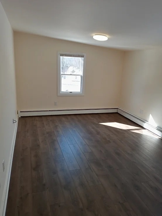 4 Ellsworth Rd, Blue Hill, ME for lease Building Photo- Image 1 of 8