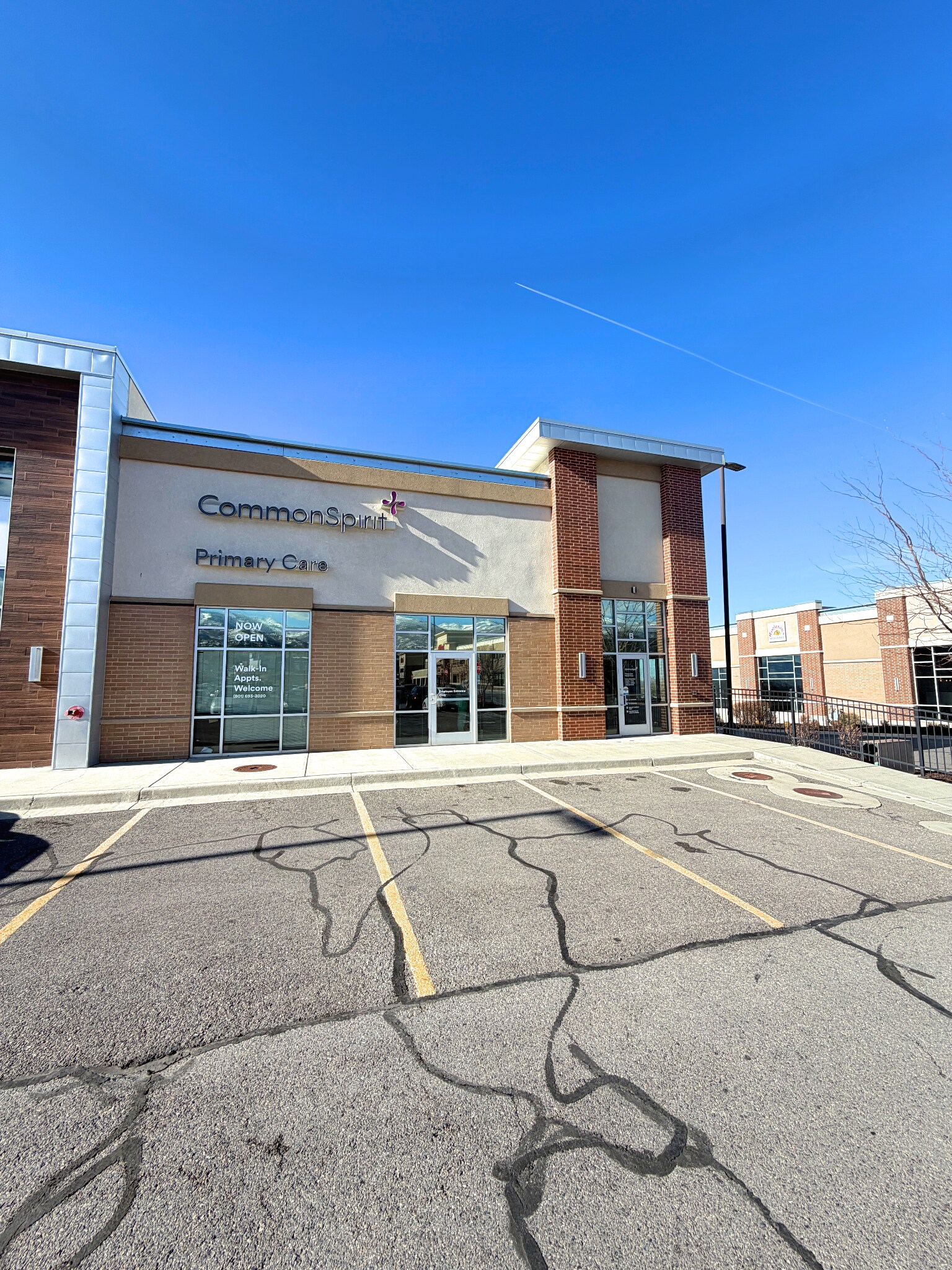 2493 S Wildcat Way, Woods Cross, UT à louer Photo principale- Image 1 de 2