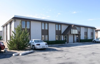 Plus de détails pour 804 W Curtis Dr, Midwest City, OK - Bureau à vendre