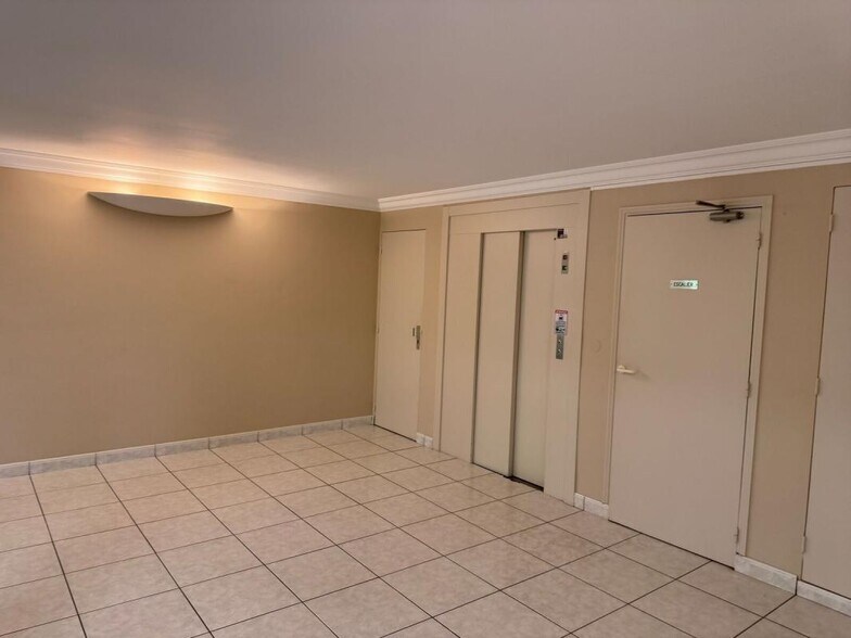 29 Quai De Versailles, Nantes à vendre - Photo du bâtiment - Image 2 de 11