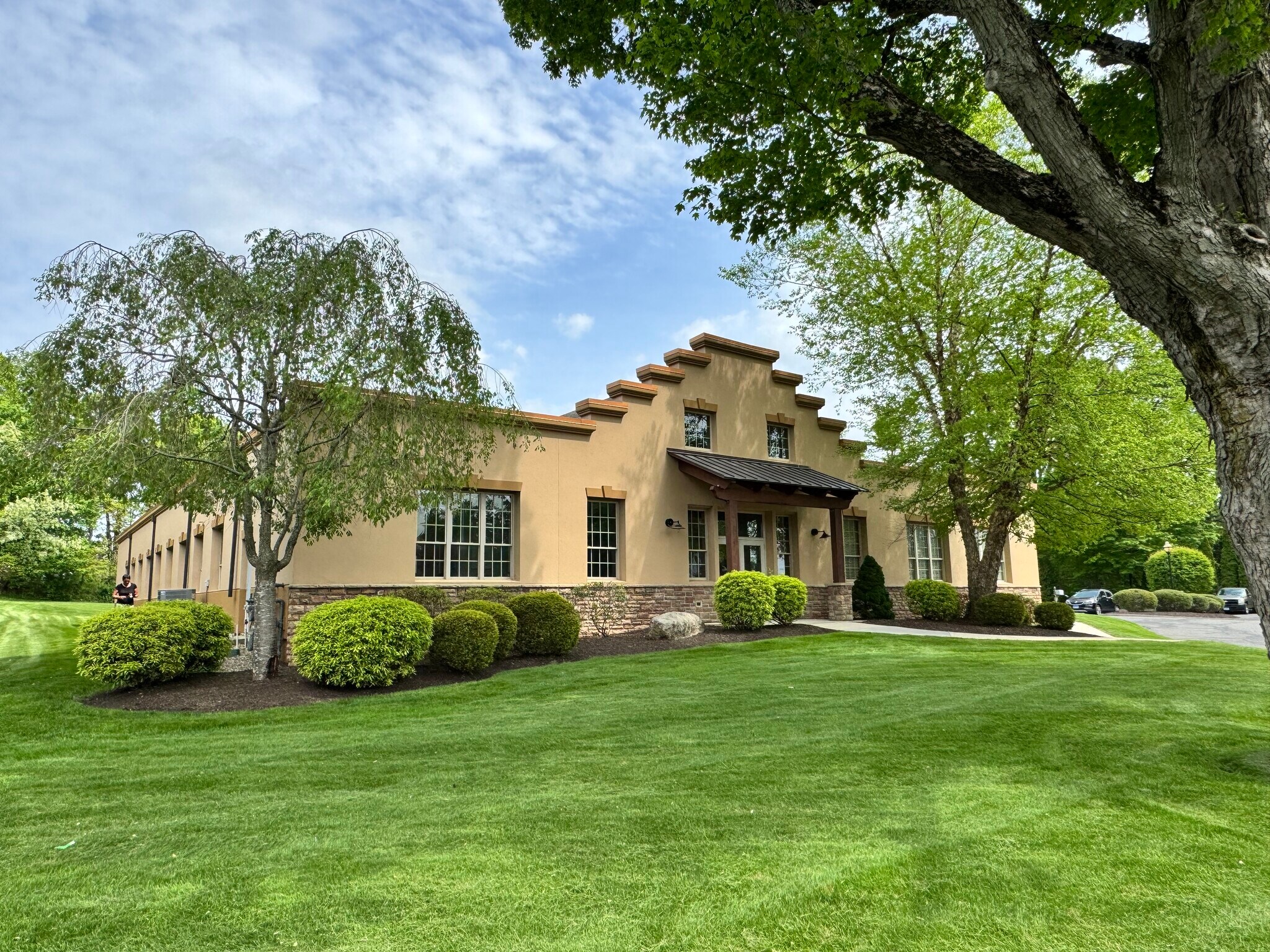 341 West St, Southington, CT à vendre Photo du bâtiment- Image 1 de 10