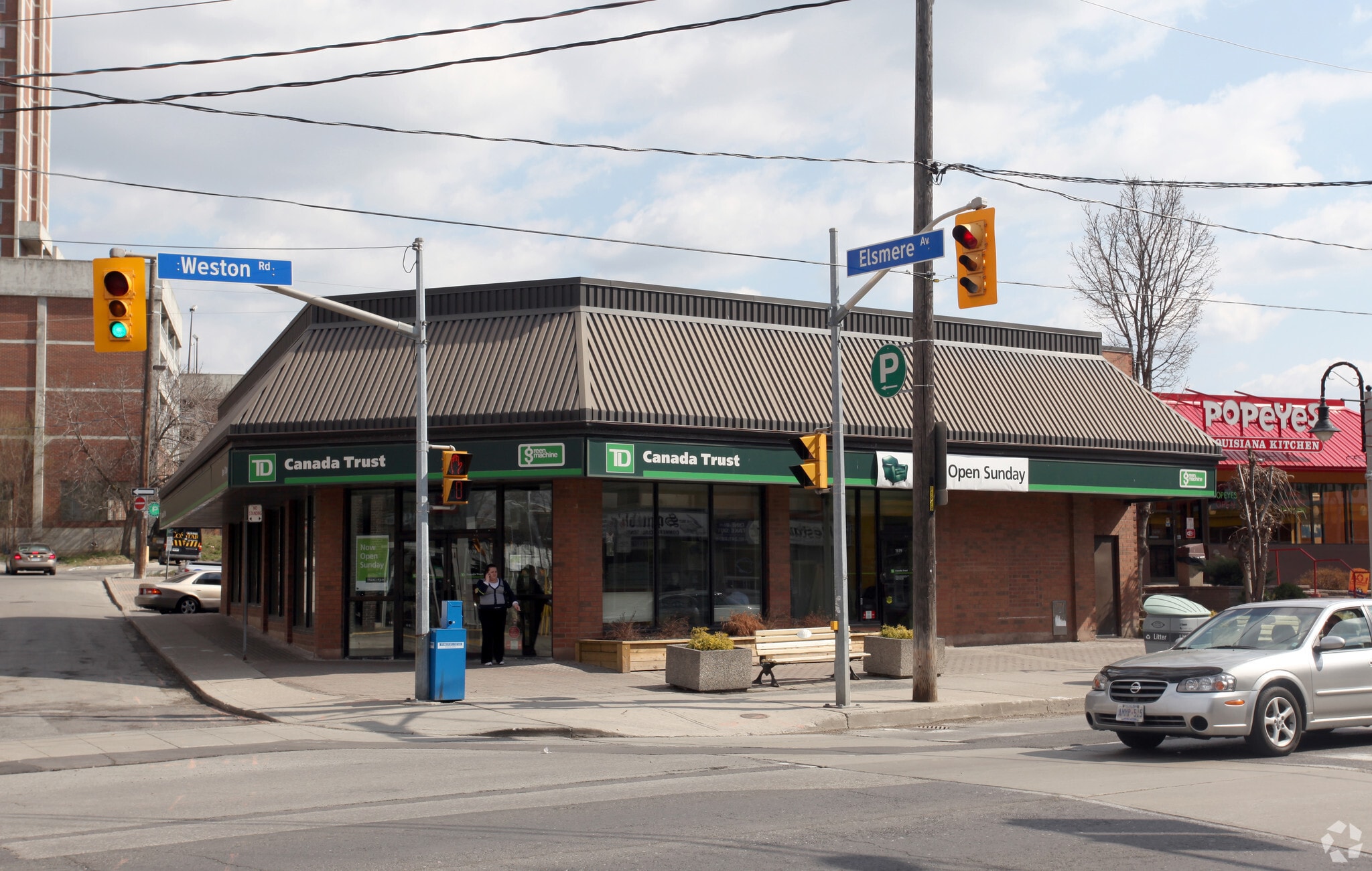 1979 Weston Rd, Toronto, ON à vendre Photo principale- Image 1 de 1
