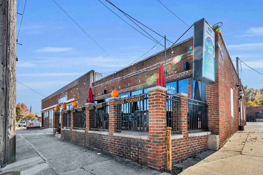 4298 Mayfield Rd, South Euclid, OH à louer - Photo du bâtiment - Image 2 de 11