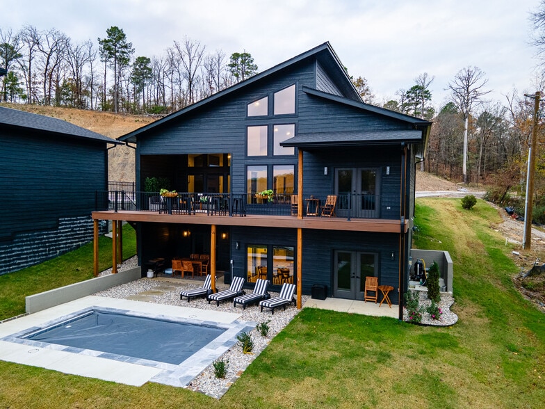 215 Wayward Winds Rd, Hot Springs National Park, AR for sale - Building Photo - Image 2 of 72