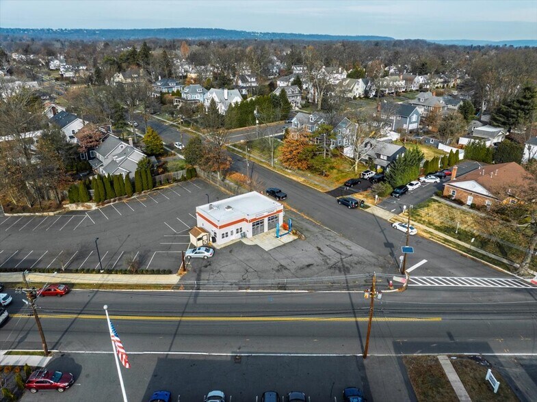 459 North Ave E, Westfield, NJ à vendre - Photo du bâtiment - Image 3 de 11