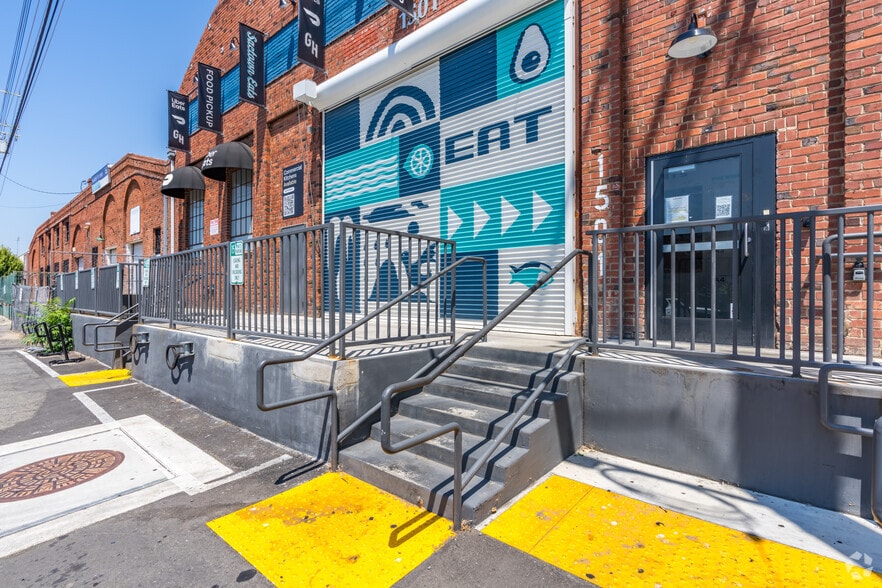 1501 N C St, Sacramento, CA for lease - Building Photo - Image 2 of 25