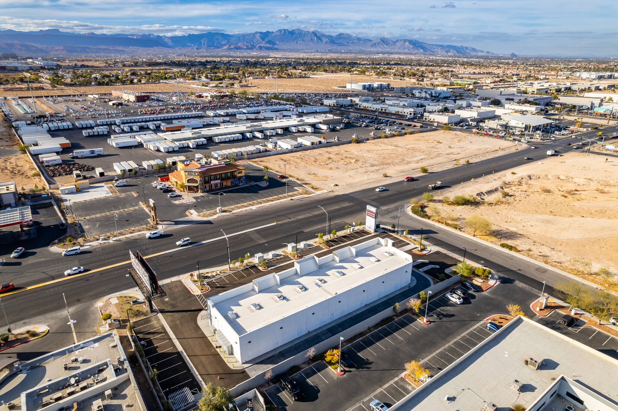 6435 S Decatur Blvd, Las Vegas, NV for lease Building Photo- Image 1 of 3