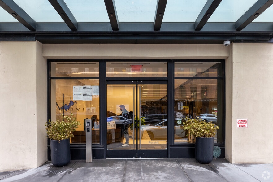 413 W 14th St, New York, NY for lease - Building Photo - Image 3 of 7