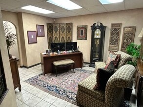 4735-4739 Spottswood Ave, Memphis, TN for sale Interior Photo- Image 1 of 11