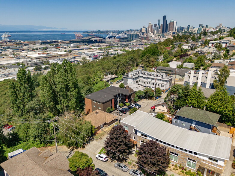 1306 S Bayview St, Seattle, WA à vendre - Photo du b timent - Image 2 de 14