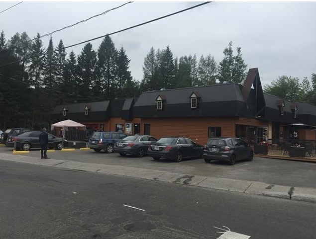 1985 Ch Du Village, Saint-adolphe-d'howard, QC à vendre Photo principale- Image 1 de 2