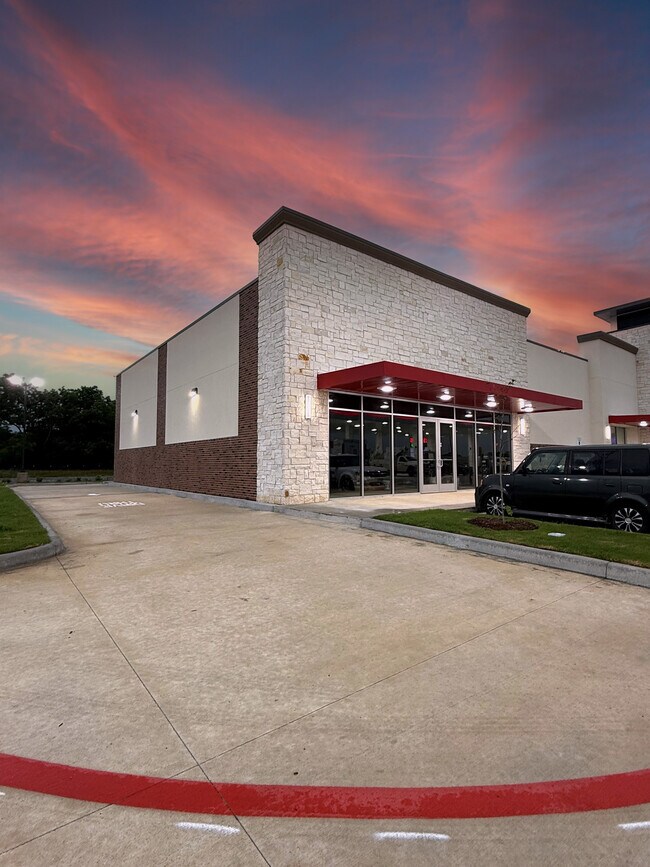 More details for 22323 Southwest Fwy, Richmond, TX - Retail for Lease