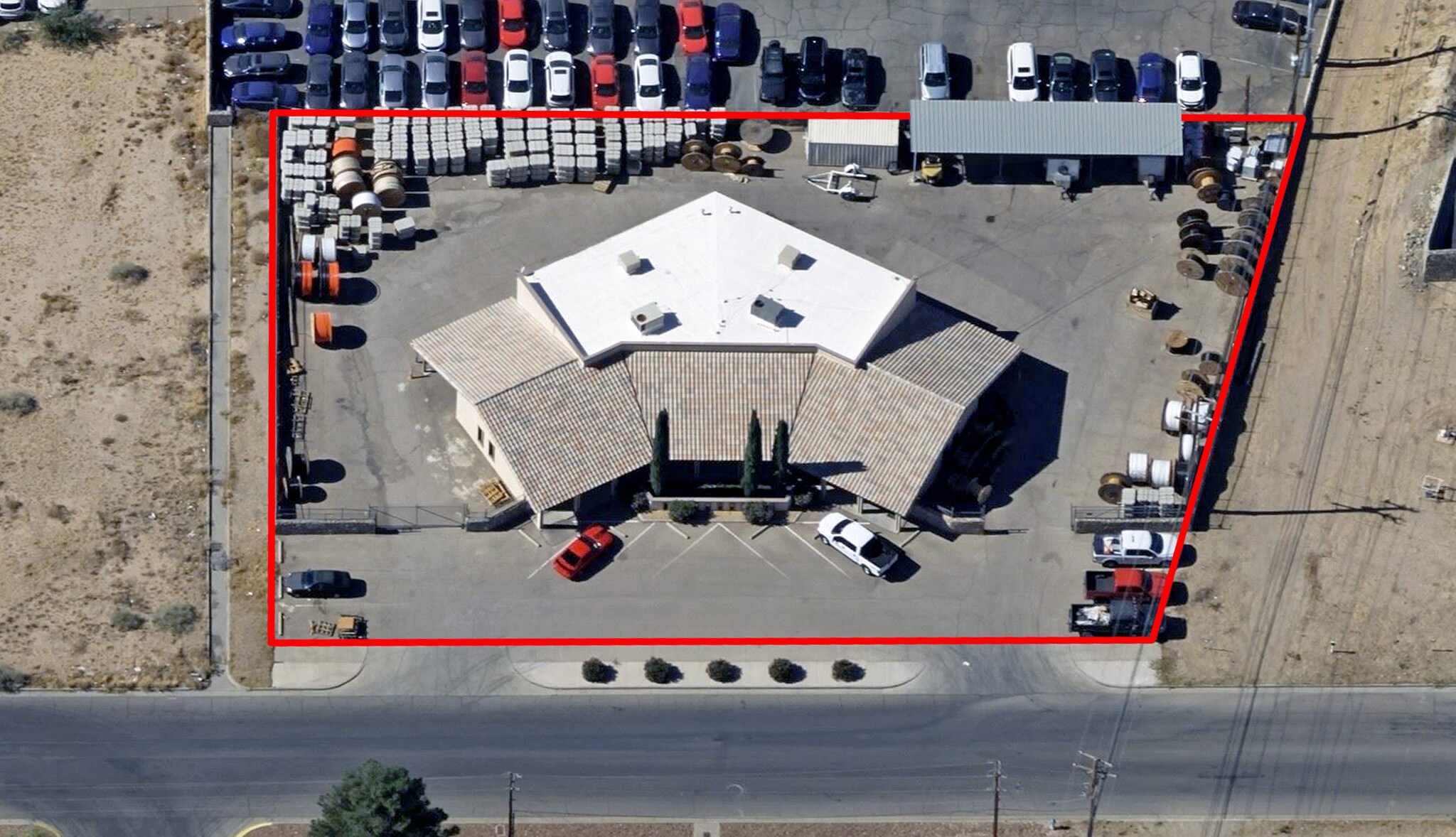 1525 Common Dr, El Paso, TX à louer Photo du bâtiment- Image 1 de 24
