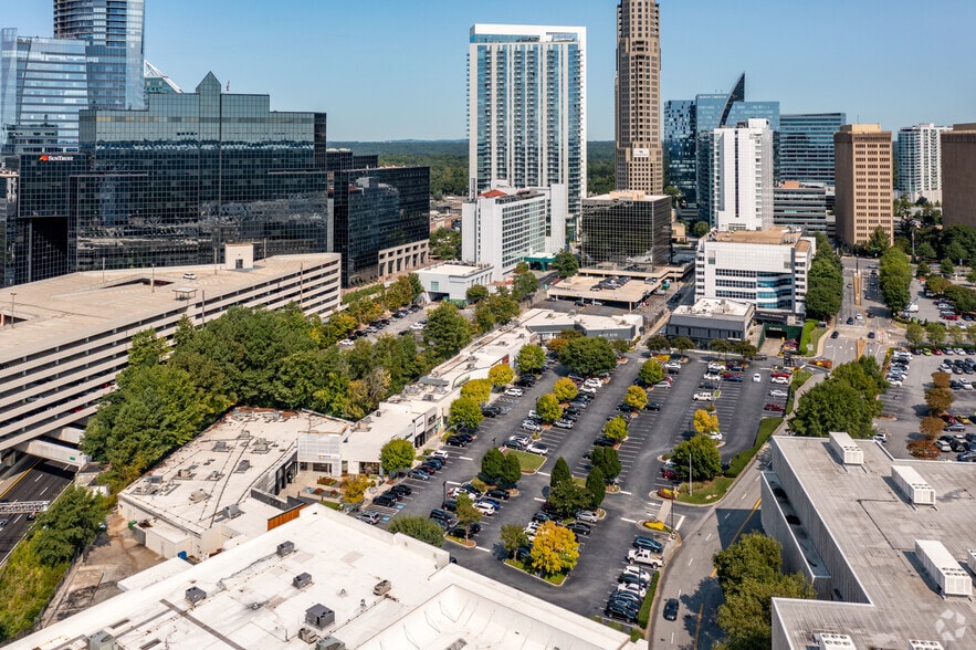 3400 Around Lenox Dr, Atlanta, GA à louer - Aérien - Image 3 de 6