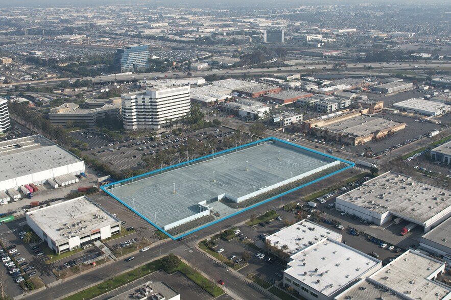 19401 S Vermont Ave, Torrance, CA à louer - Aérien - Image 1 de 1