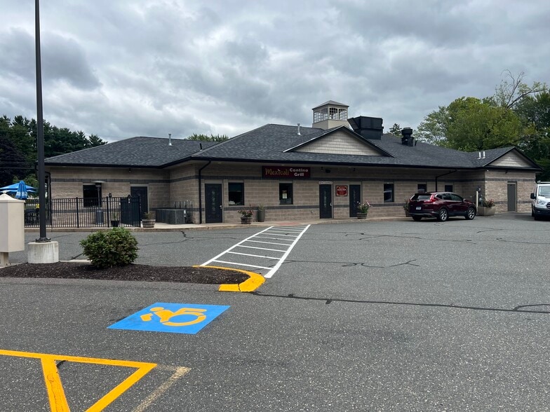 915 Sullivan Ave, South Windsor, CT for lease - Building Photo - Image 3 of 10