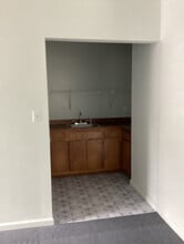 1573 Folly Rd, Charleston, SC for lease Interior Photo- Image 2 of 13