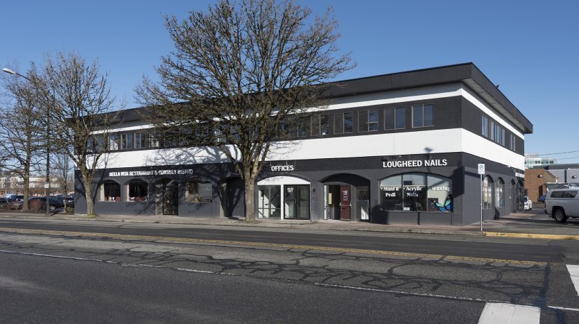 22471 Lougheed Hwy, Maple Ridge, BC for sale Primary Photo- Image 1 of 1