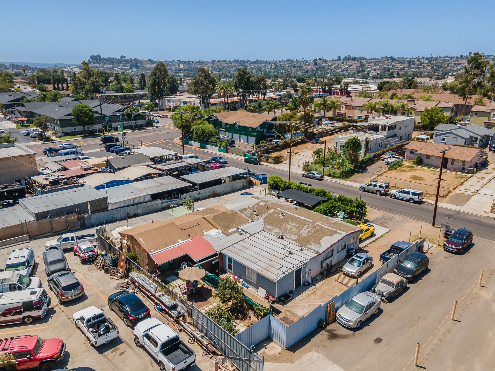 1121-1135 Sweetwater Ln, Spring Valley, CA for lease Building Photo- Image 1 of 39