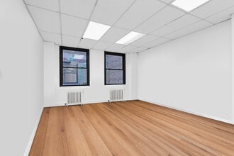 1392-1400 Rue Sainte-Catherine O, Montréal, QC for lease Interior Photo- Image 2 of 7