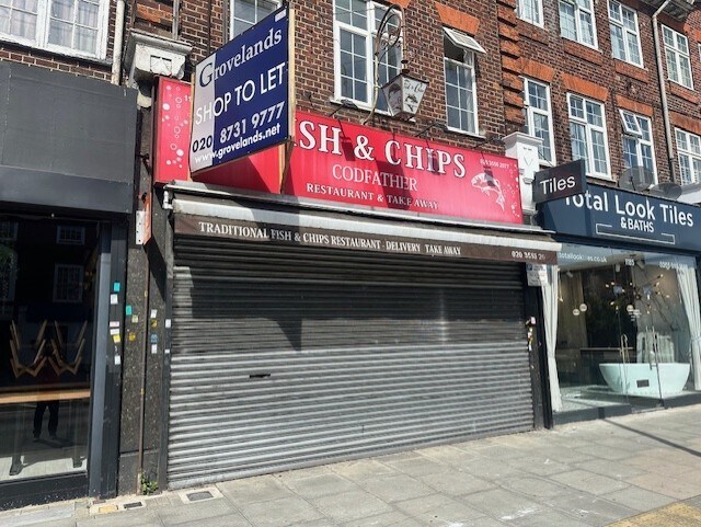 1183 Finchley Rd, Londres à louer - Photo du bâtiment - Image 2 de 3