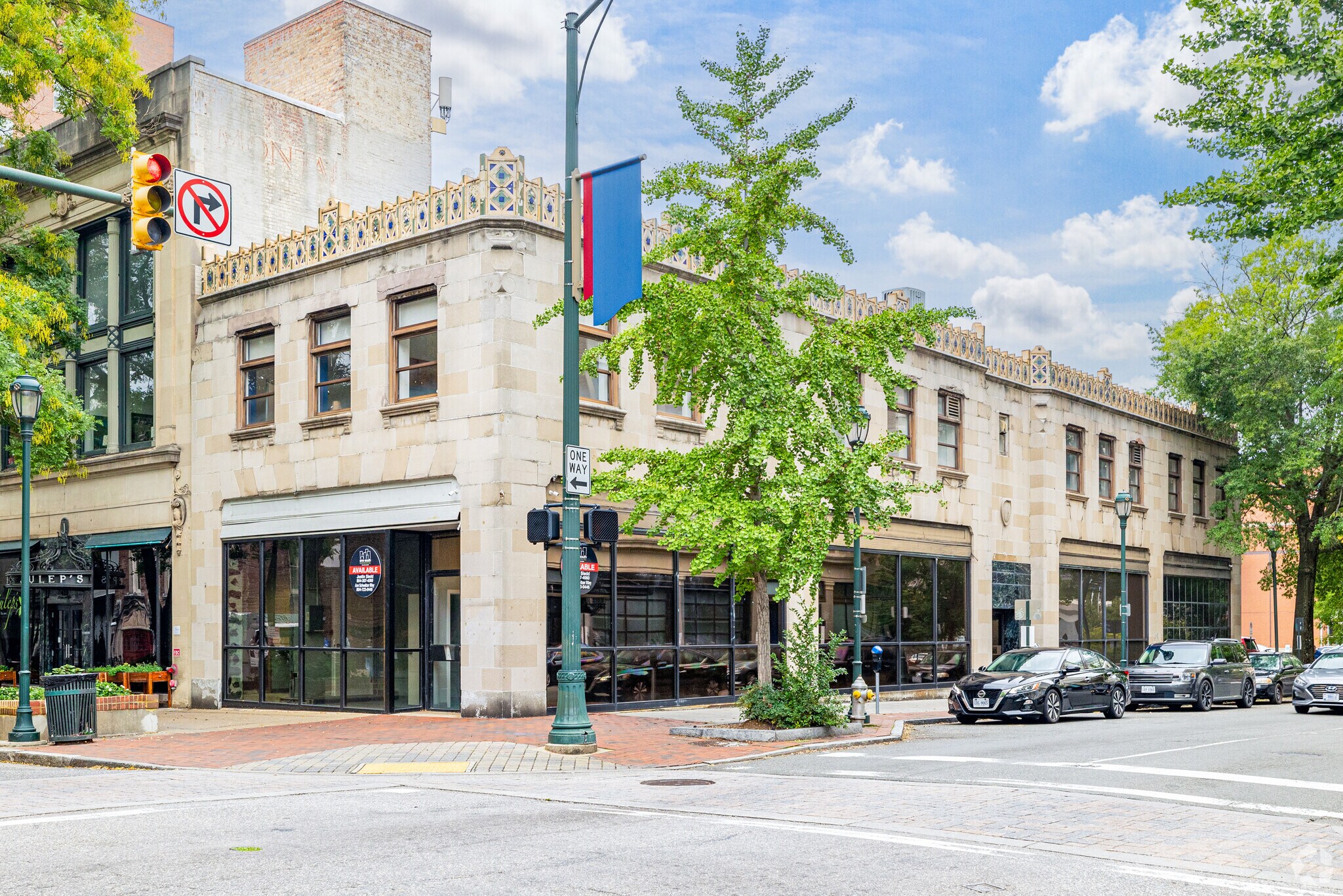 424 E Grace St, Richmond, VA for lease Building Photo- Image 1 of 146