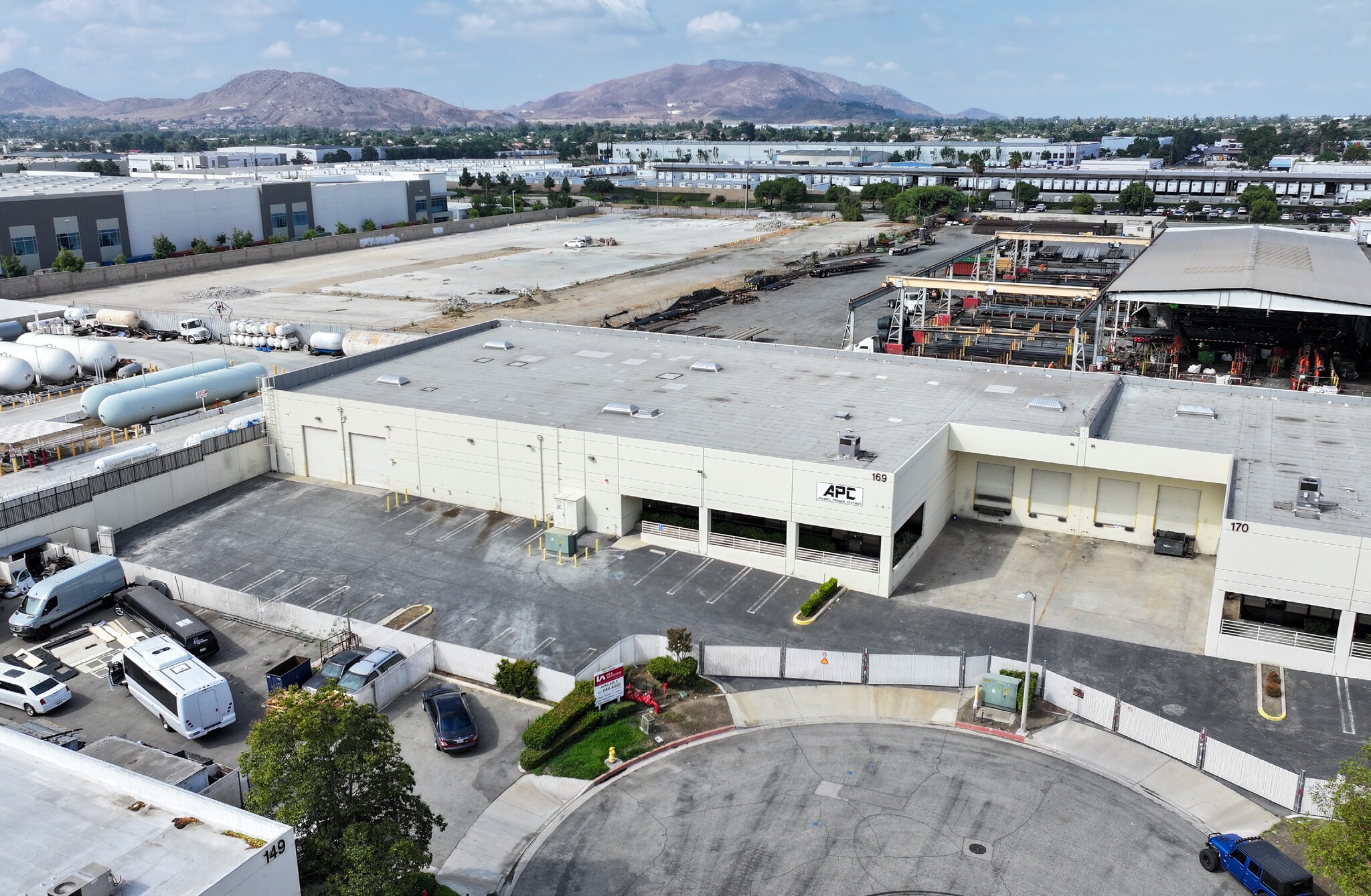 169 W Mindanao St, Bloomington, CA for sale Building Photo- Image 1 of 7