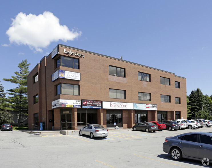 11 Ferris Ln, Barrie, ON for lease - Building Photo - Image 2 of 3