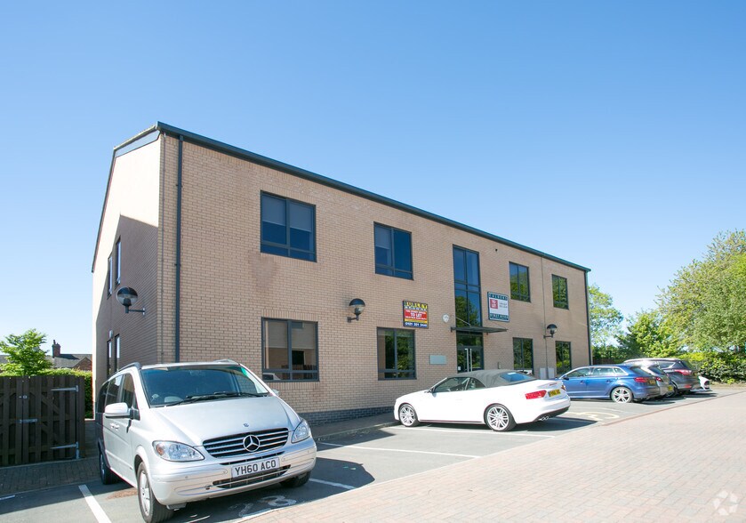 5 Sandy Way, Tamworth à louer - Photo du bâtiment - Image 2 de 2