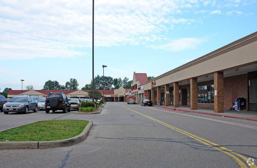 1959-2107 Elm Rd NE, Warren, OH for lease - Building Photo - Image 2 of 2