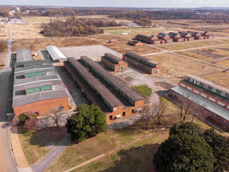 221 Wilbur Rd, Muscle Shoals, AL for sale - Building Photo - Image 2 of 26