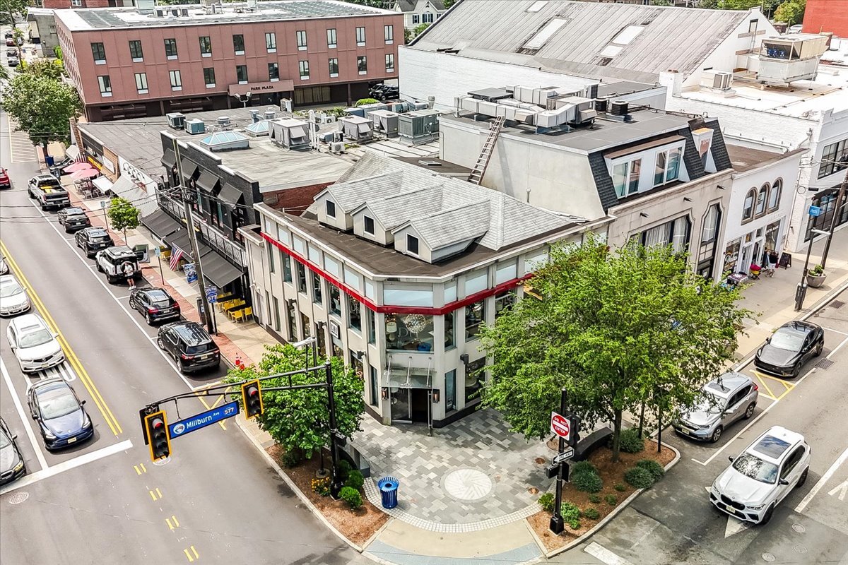 344 Millburn Ave, Millburn, NJ à vendre Photo du bâtiment- Image 1 de 1