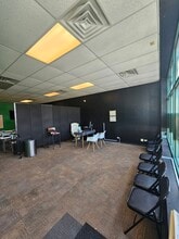 11015 S Harlem Ave, Worth, IL for lease Interior Photo- Image 1 of 9