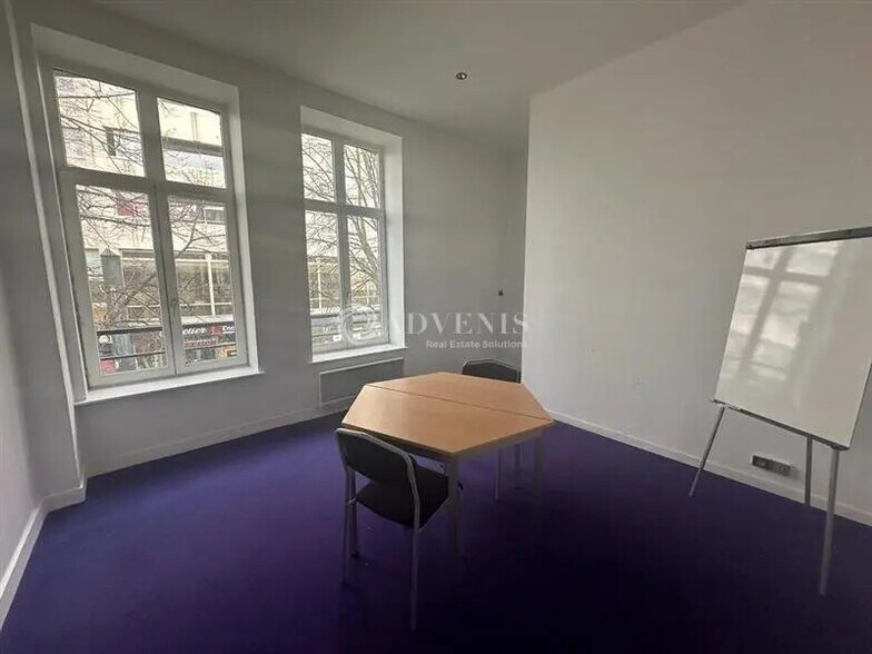 Office in Lille for lease - Interior Photo - Image 3 of 6