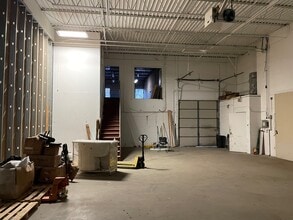 150 W 88th St, Bloomington, MN for lease Interior Photo- Image 2 of 5