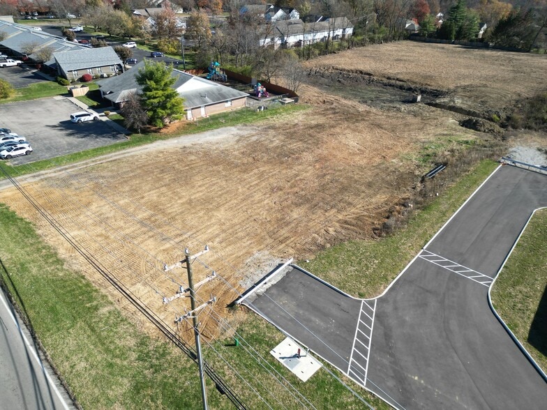 9730 Cincinnati Columbus Rd, West Chester, OH à vendre - Photo du bâtiment - Image 3 de 4